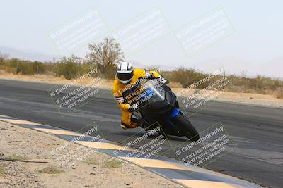 media/Apr-10-2022-SoCal Trackdays (Sun) [[f104b12566]]/Turn 3 Inside (1150am)/